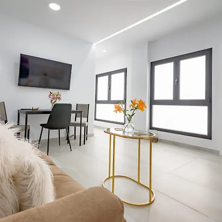 Sun&beach En Canteras Apartment